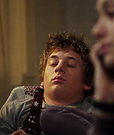 Shameless_US_S01E02_1080p_ERW_007165.jpg