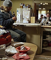Shameless_US_S01E03_1080p_ERW_004232.jpg