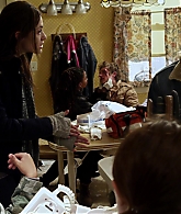 Shameless_US_S01E03_1080p_ERW_004439.jpg