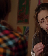 Shameless_US_S01E04_1080p_ERW_003101.jpg