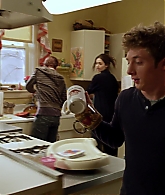 Shameless_US_S01E05_1080p_ERW_001051.jpg