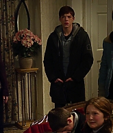 Shameless_US_S01E09_1080p_ERW_006504.jpg