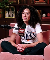 emmyrossumweb_callherdaddypod_001453.jpg