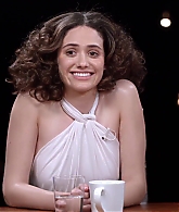 emmyrossumweb_comedyactressroundtable_hollywoodreporter17_002736.jpg