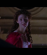 emmyrossumweb_etnowthen_furious_000288.jpg