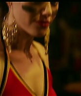 emmyrossumweb_etnowthen_furious_000399.jpg