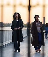 emmyrossumweb_furious_1x04_stills_28229.jpg