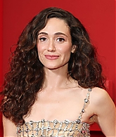 emmyrossumweb_furious_nycpremiere_281329.jpg