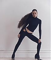 emmyrossumweb_numeronetherlands_281429.jpg