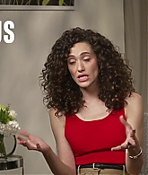emmyrossumweb_prideshamelessequal_extratv_000114.jpg