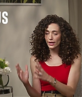 emmyrossumweb_prideshamelessequal_extratv_000141.jpg