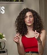 emmyrossumweb_prideshamelessequal_extratv_000173.jpg