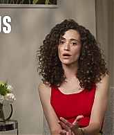 emmyrossumweb_prideshamelessequal_extratv_000410.jpg