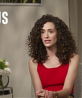 emmyrossumweb_prideshamelessequal_extratv_000424.jpg