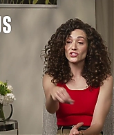 emmyrossumweb_prideshamelessequal_extratv_000502.jpg
