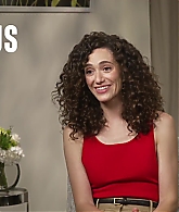 emmyrossumweb_prideshamelessequal_extratv_000568.jpg