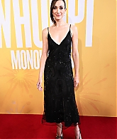 emmyrossumwweb_whoopimonologuesopeningnight_28929.jpg