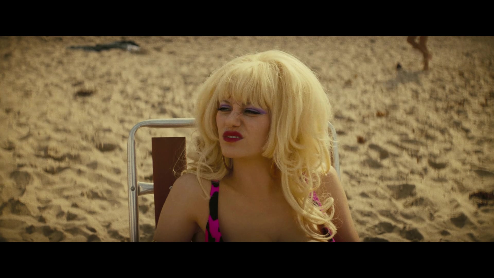 Angelyne_S01E03_Glow_in_the_Dark_Queen_of_the_Universe_1080p_ERW_001751.jpg