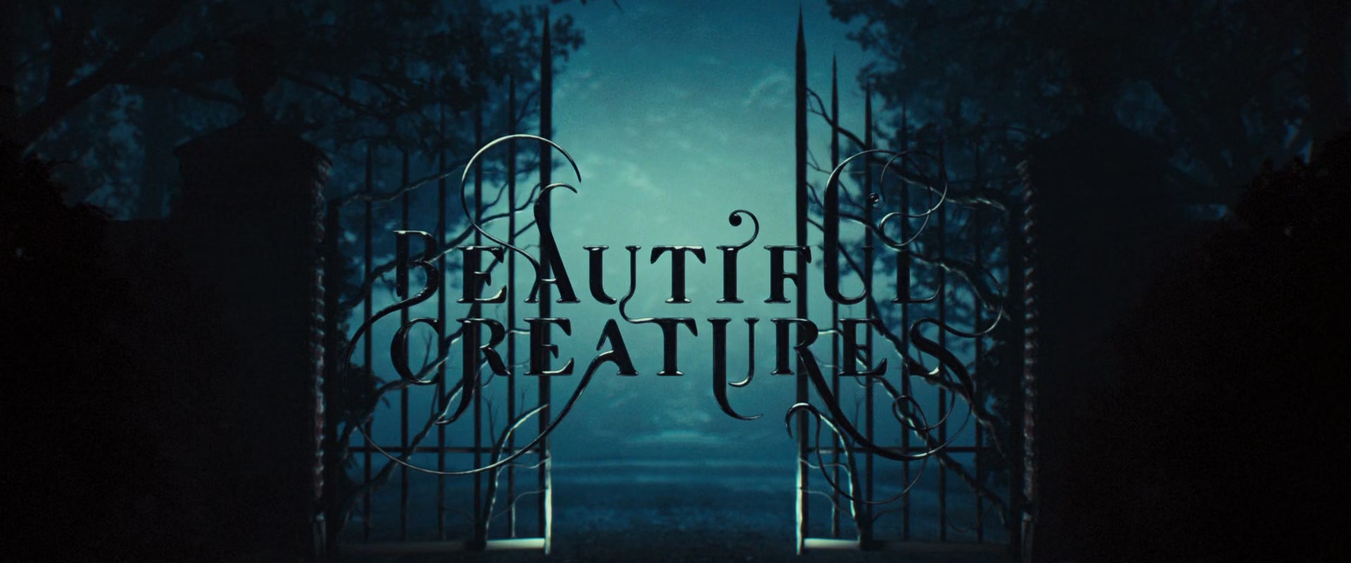 Beautiful_Creatures_2013_1080p_BluRay_ERW_000206.jpg