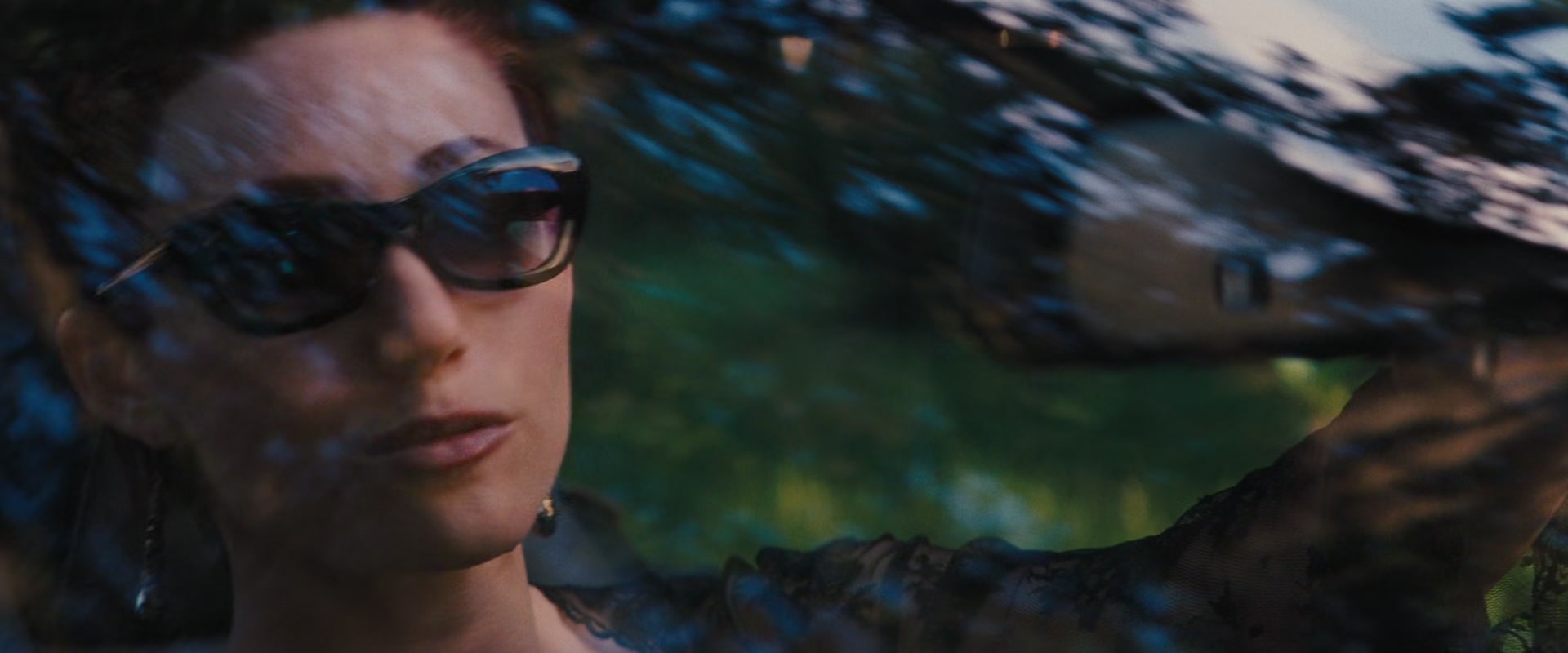 Beautiful_Creatures_2013_1080p_BluRay_ERW_007716.jpg