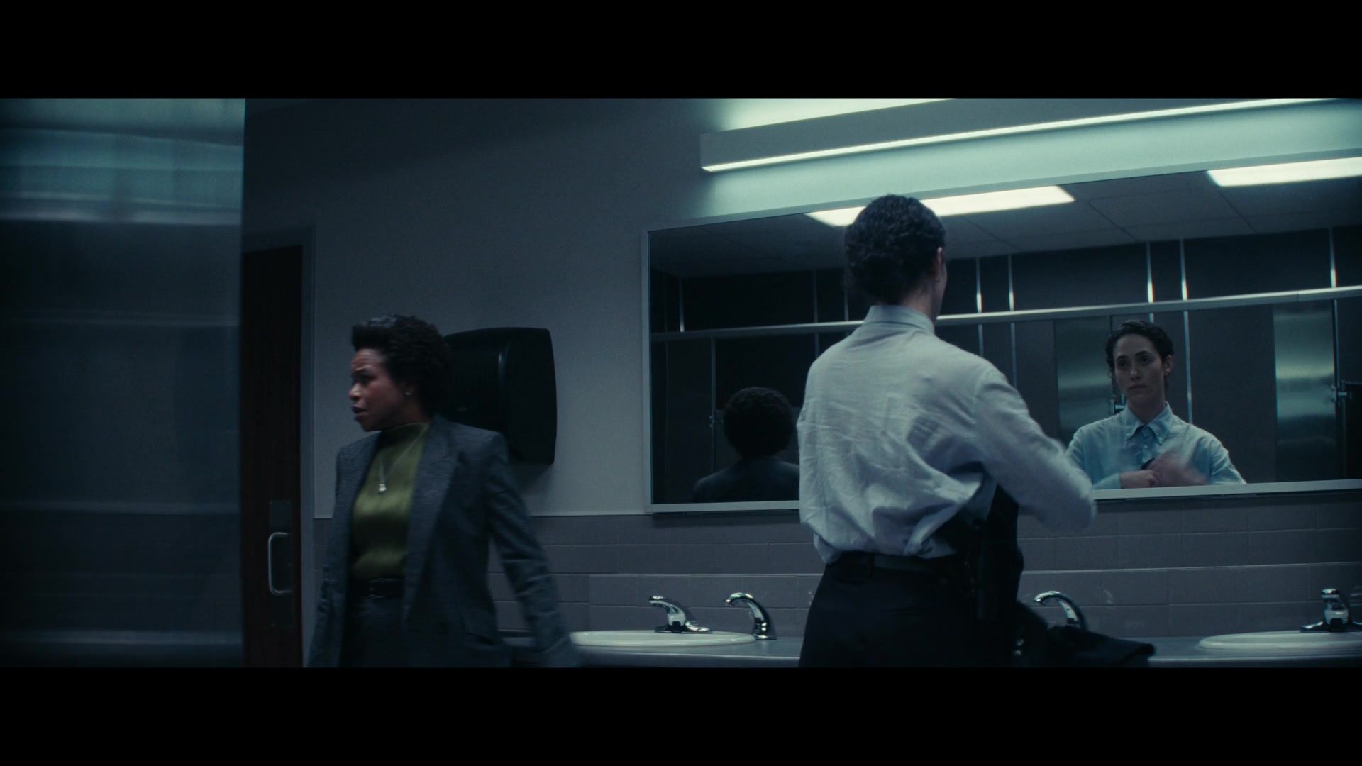 Furious_S01E03_Memory_Distortion_1080p_ERW_004700.jpg