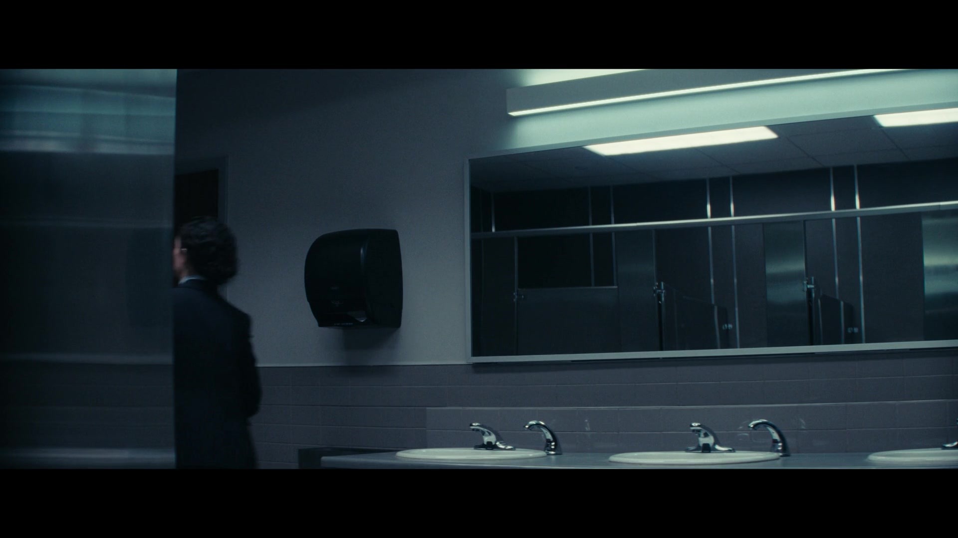 Furious_S01E03_Memory_Distortion_1080p_ERW_004753.jpg