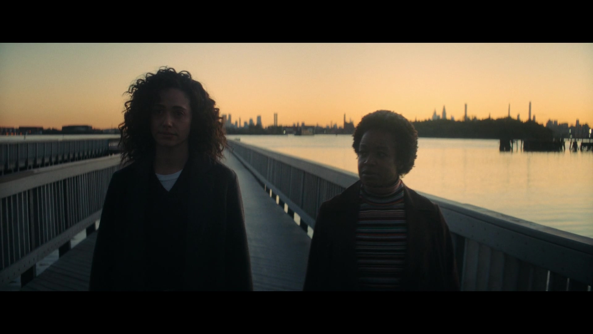 Furious_S01E04_Flash_Flood_1080p_ERW_001837.jpg