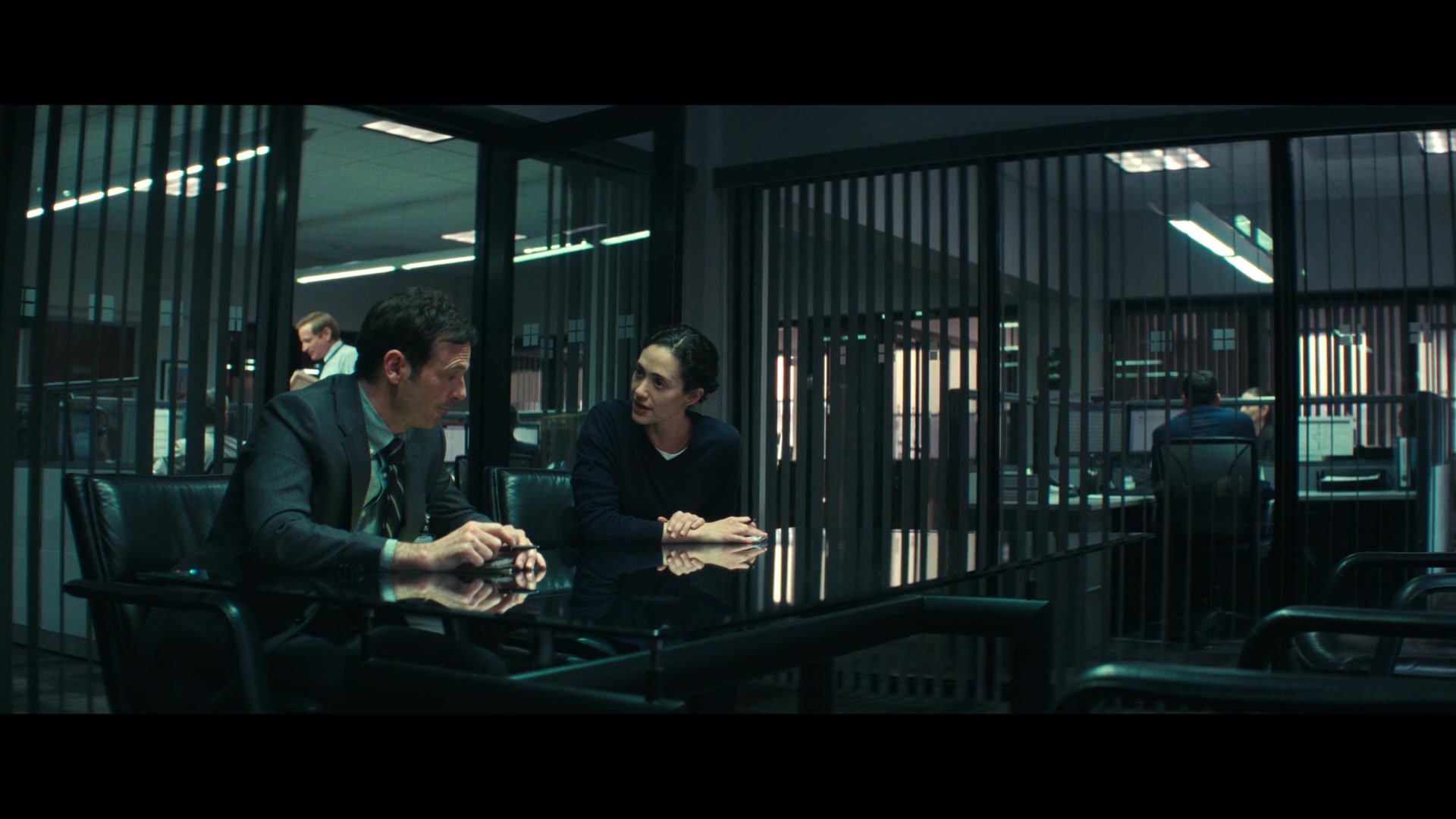 Furious_S01E04_Flash_Flood_1080p_ERW_003656.jpg