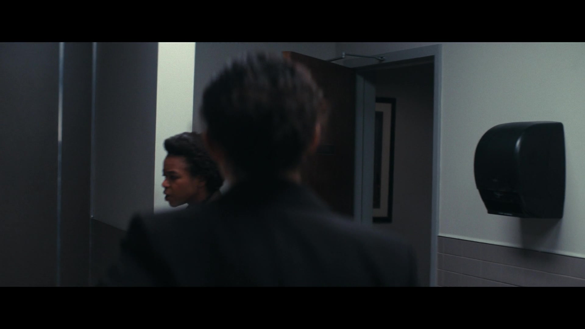 Furious_S01E05_Pick_a_Sticker_1080p_ERW_002538.jpg