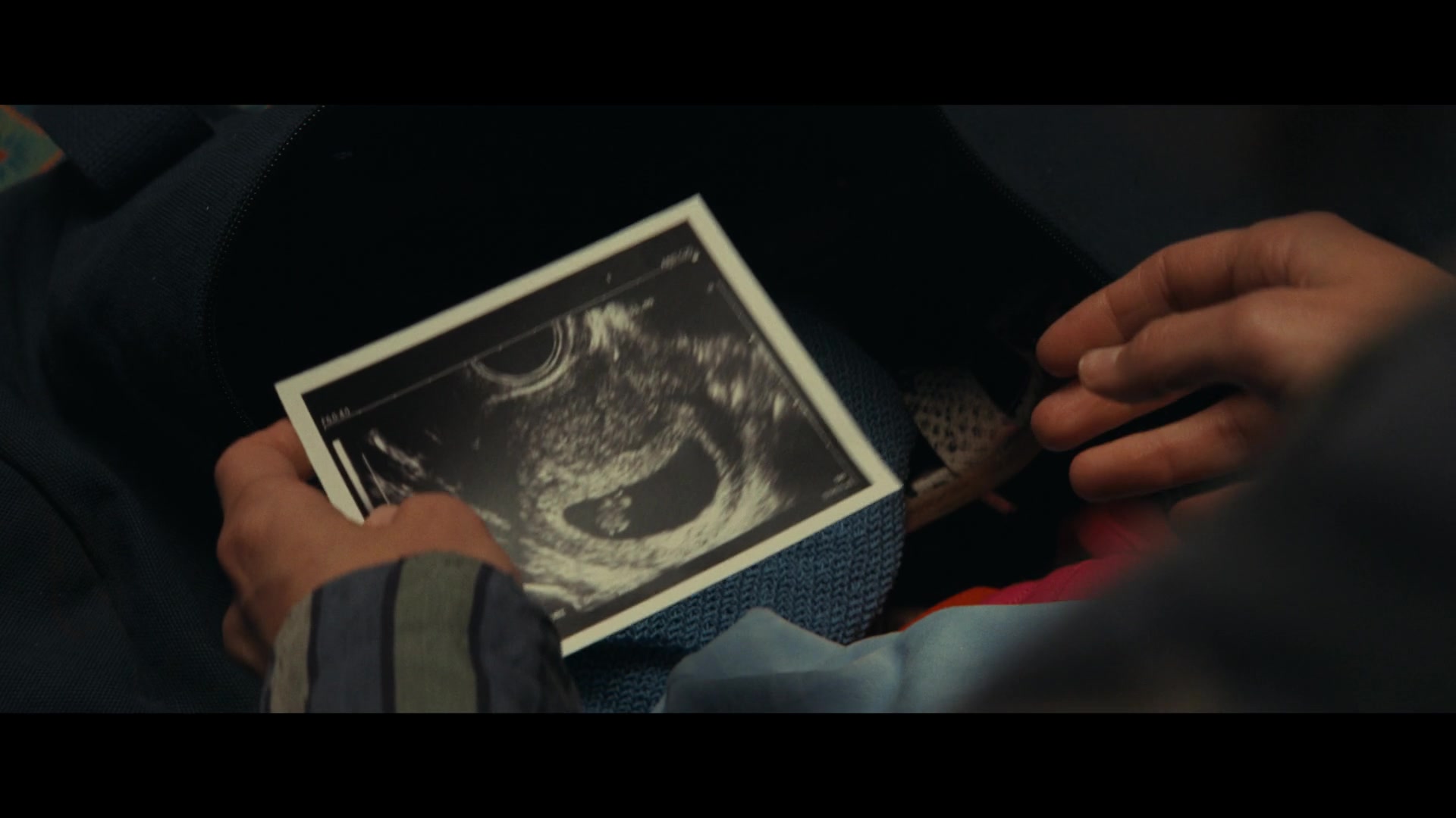 Furious_S01E05_Pick_a_Sticker_1080p_ERW_005439.jpg