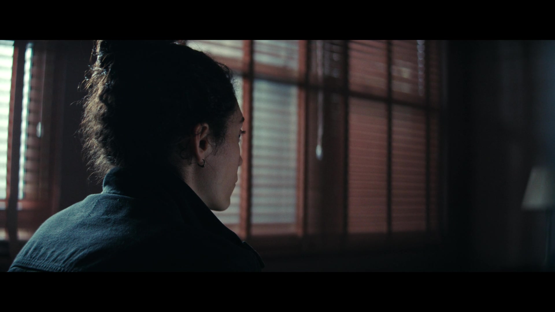Furious_S01E06_They_Make_a_Noise_Like_Feathers_1080p_ERW_002325.jpg Furious_S01E06_They_Make_a_Noise_Like_Feathers_1080p_ERW_002325.jpg
