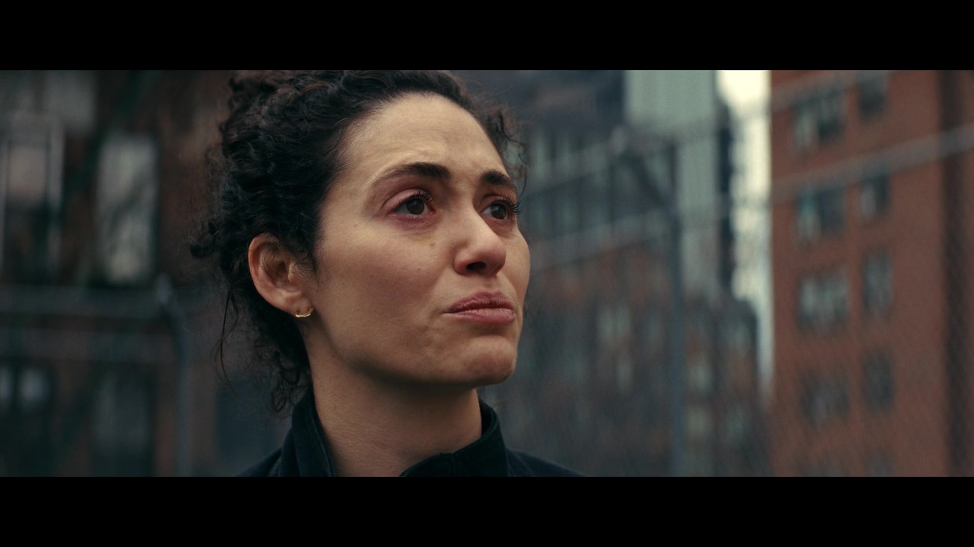 Furious_S01E06_They_Make_a_Noise_Like_Feathers_1080p_ERW_002596.jpg