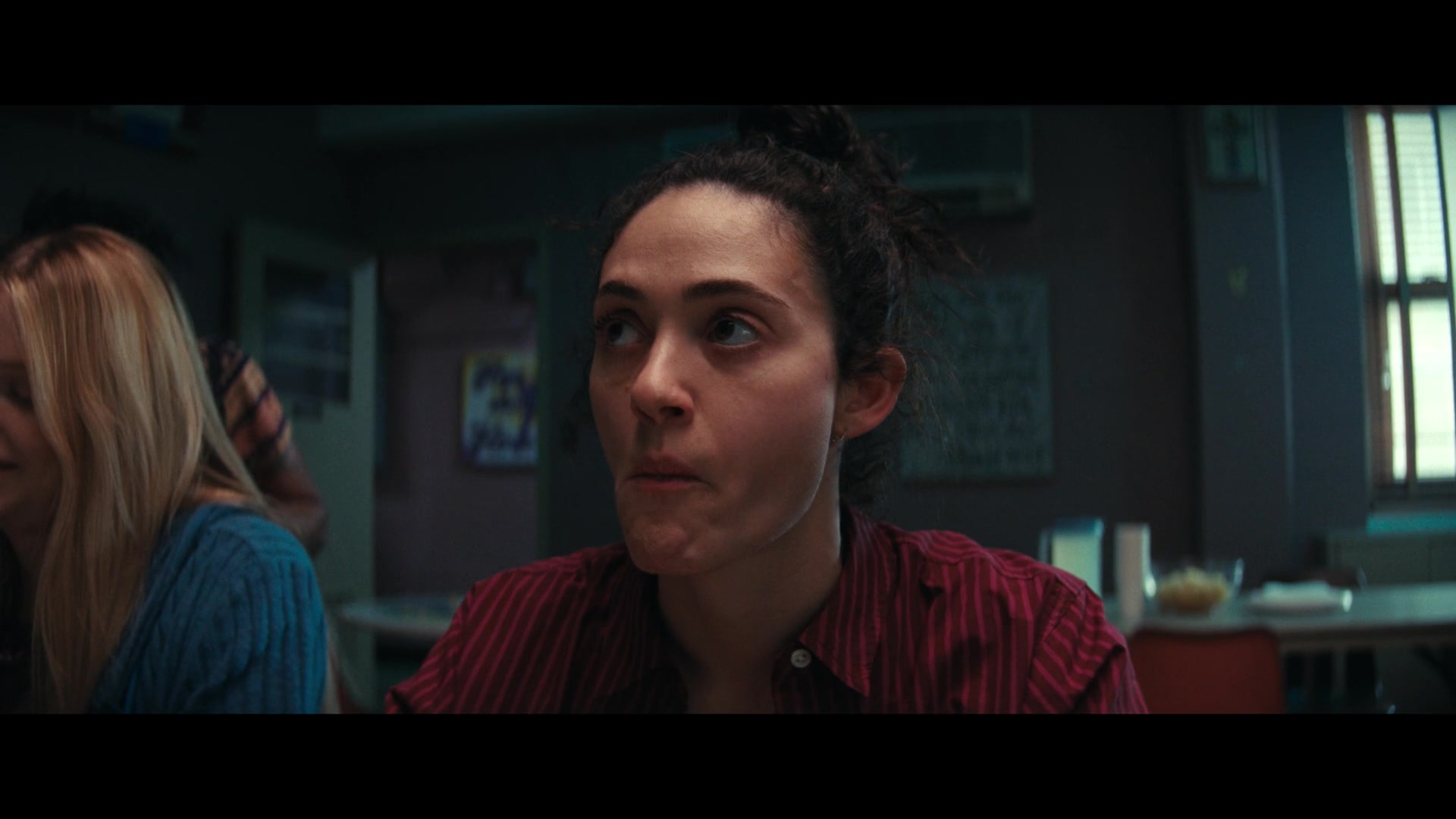 Furious_S01E06_They_Make_a_Noise_Like_Feathers_1080p_ERW_003070.jpg