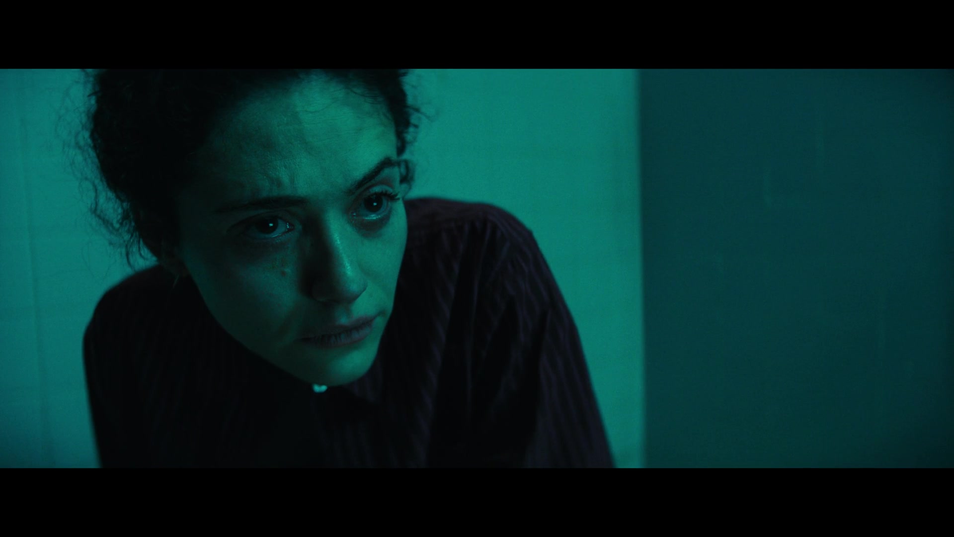 Furious_S01E06_They_Make_a_Noise_Like_Feathers_1080p_ERW_006402.jpg