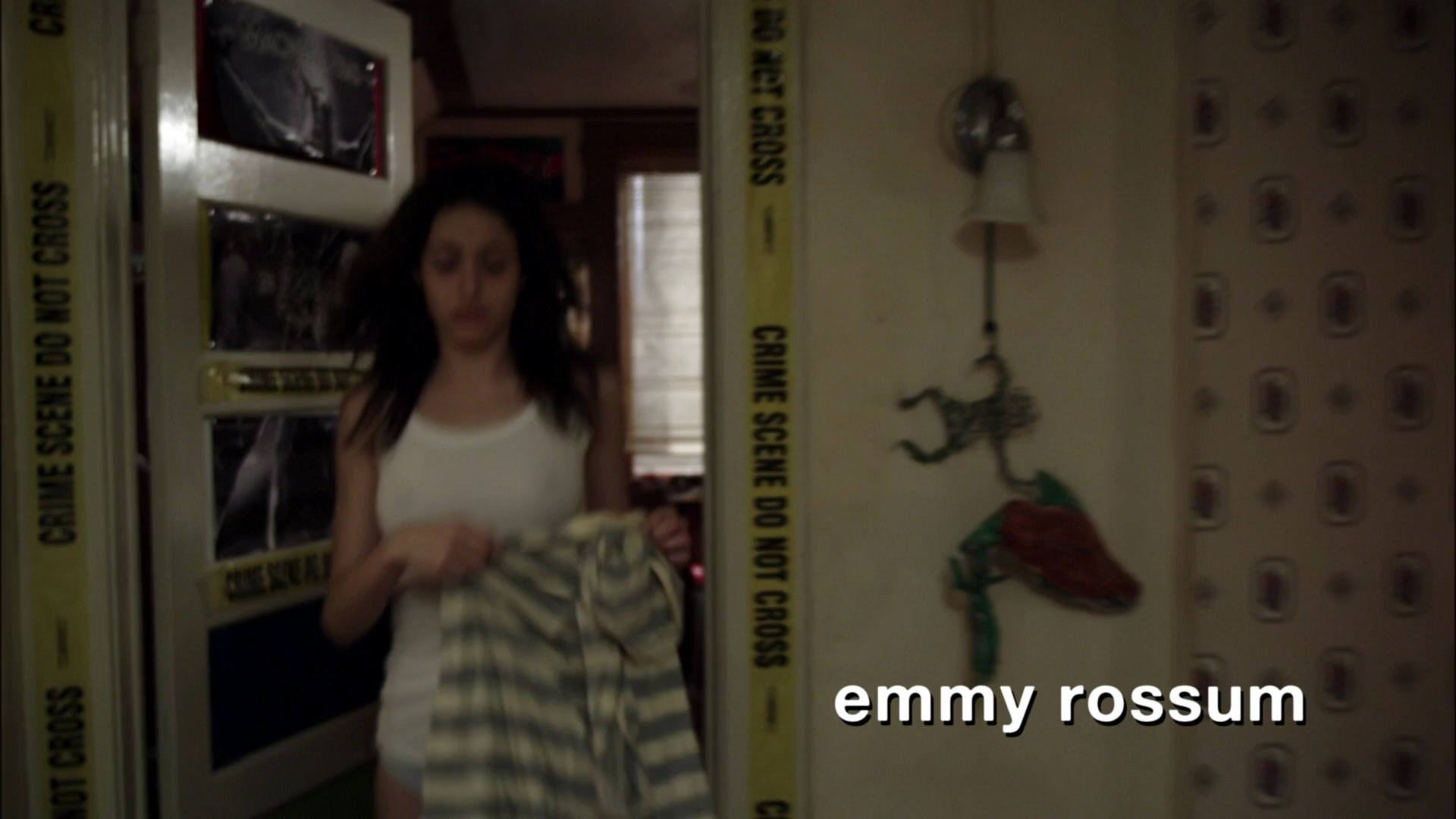 Shameless_US_S01E01_1080p_ERW_000385.jpg