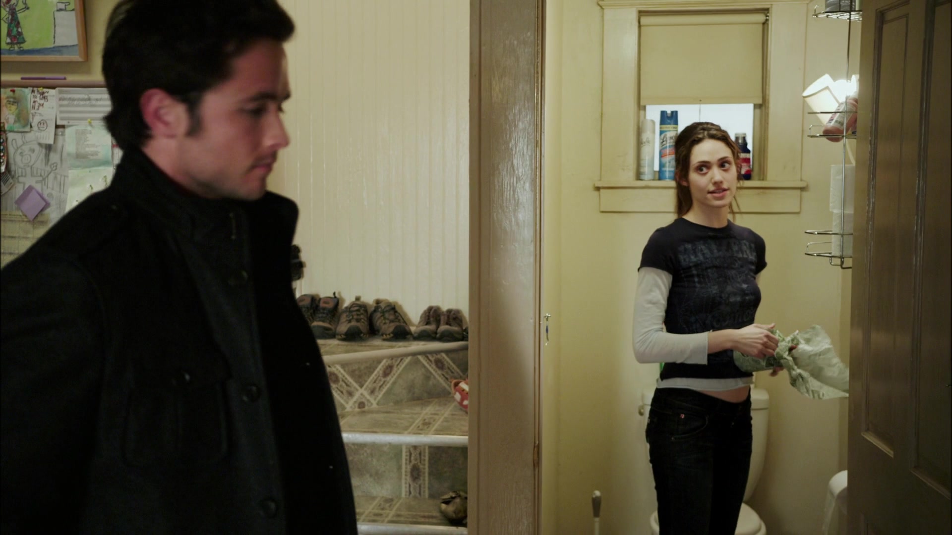 Shameless_US_S01E01_1080p_ERW_003238.jpg