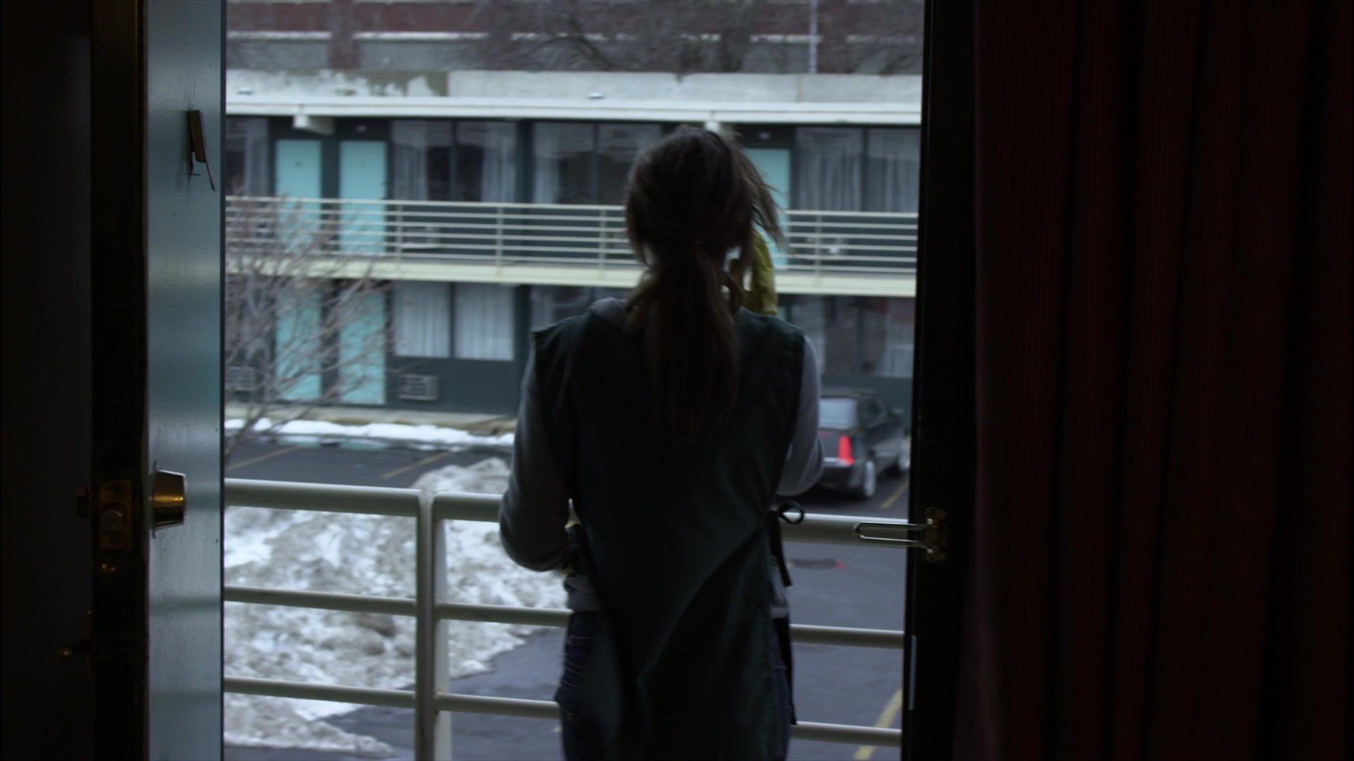 Shameless_US_S01E01_1080p_ERW_004346.jpg