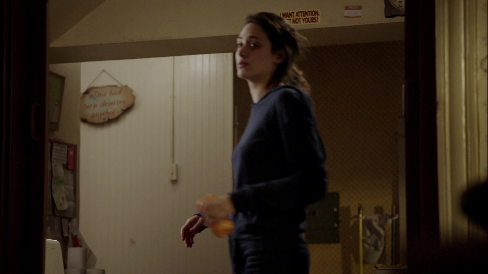 Shameless_US_S01E01_1080p_ERW_004627.jpg