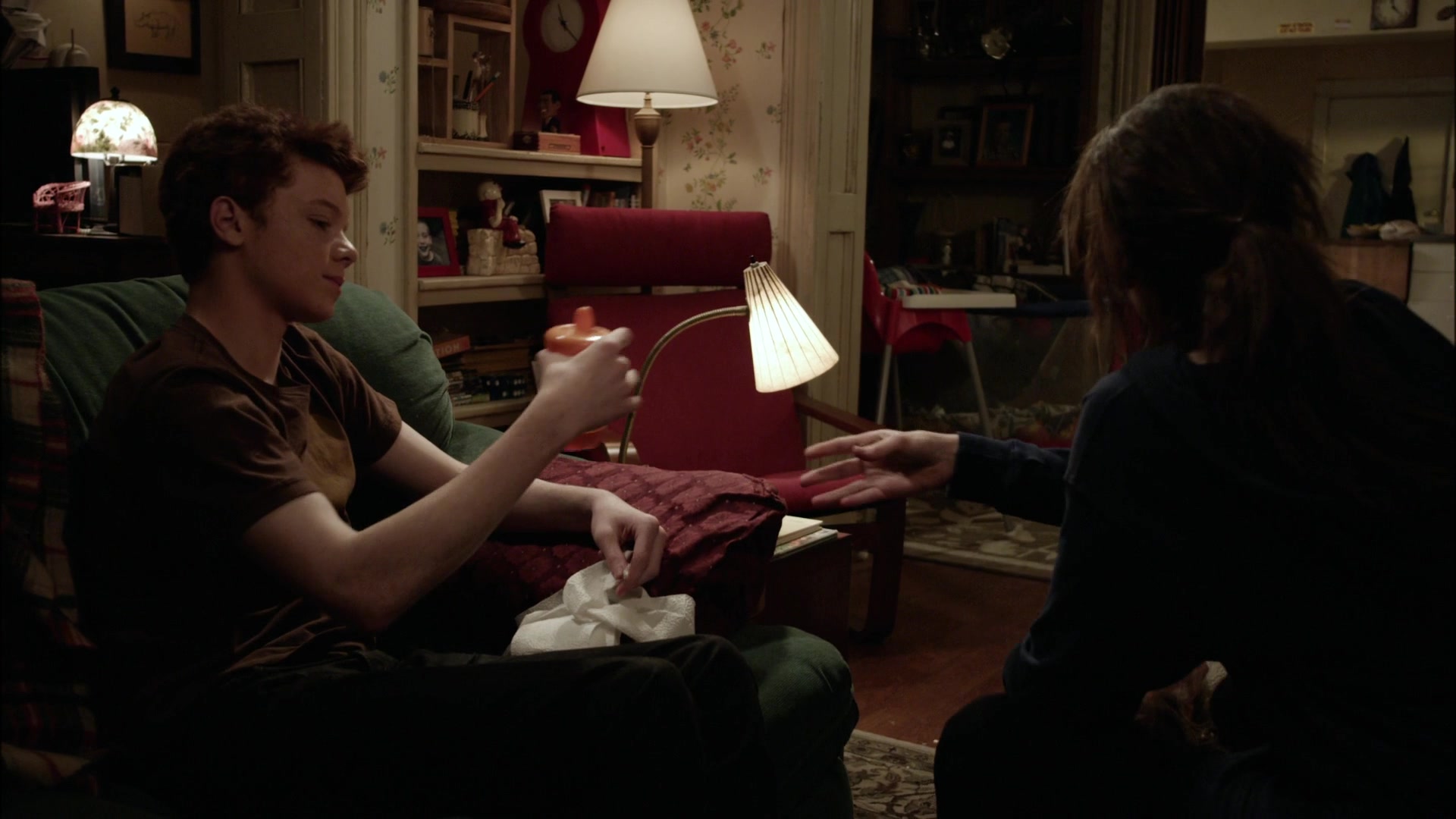 Shameless_US_S01E01_1080p_ERW_004719.jpg