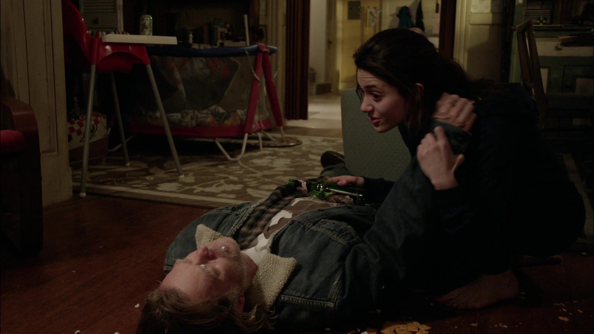 Shameless_US_S01E01_1080p_ERW_004929.jpg