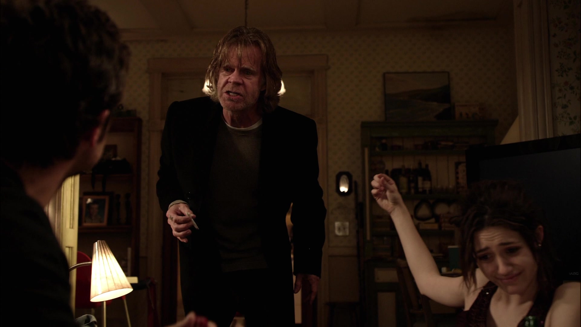 Shameless_US_S01E01_1080p_ERW_006943.jpg