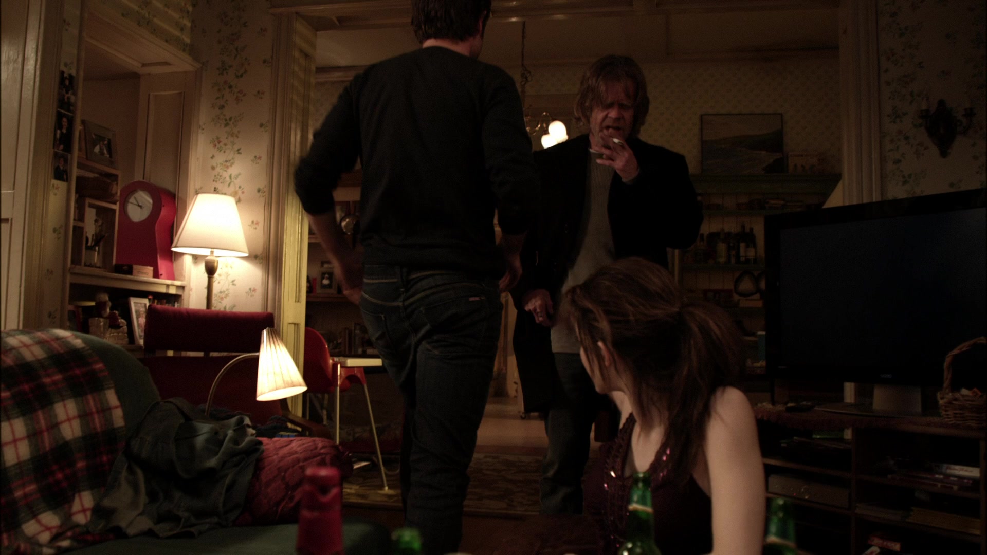 Shameless_US_S01E01_1080p_ERW_007053.jpg