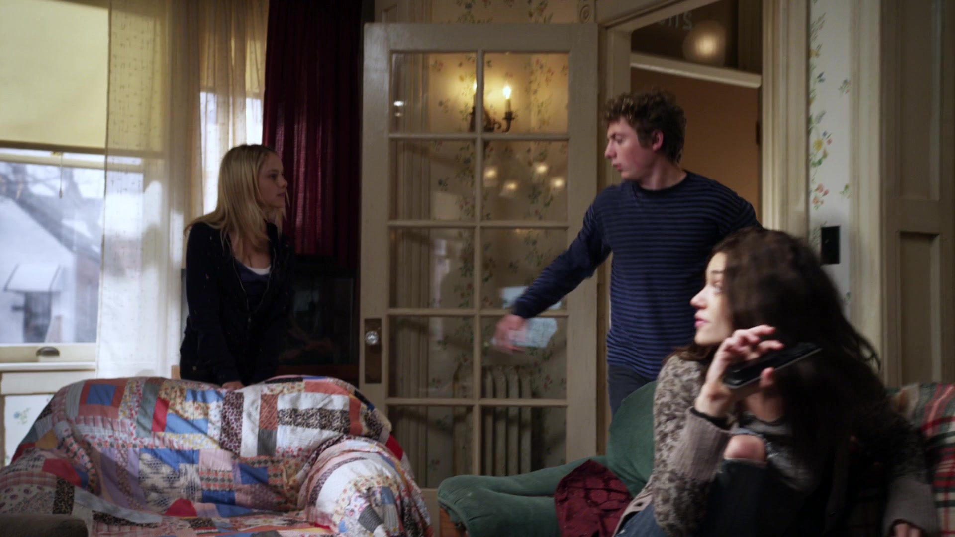 Shameless_US_S01E02_1080p_ERW_000465.jpg