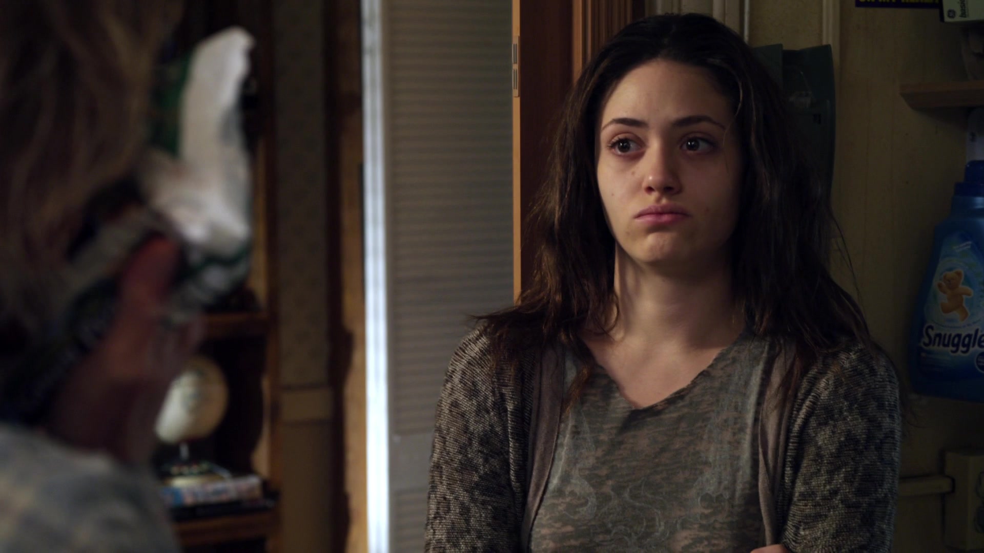 Shameless_US_S01E02_1080p_ERW_000911.jpg