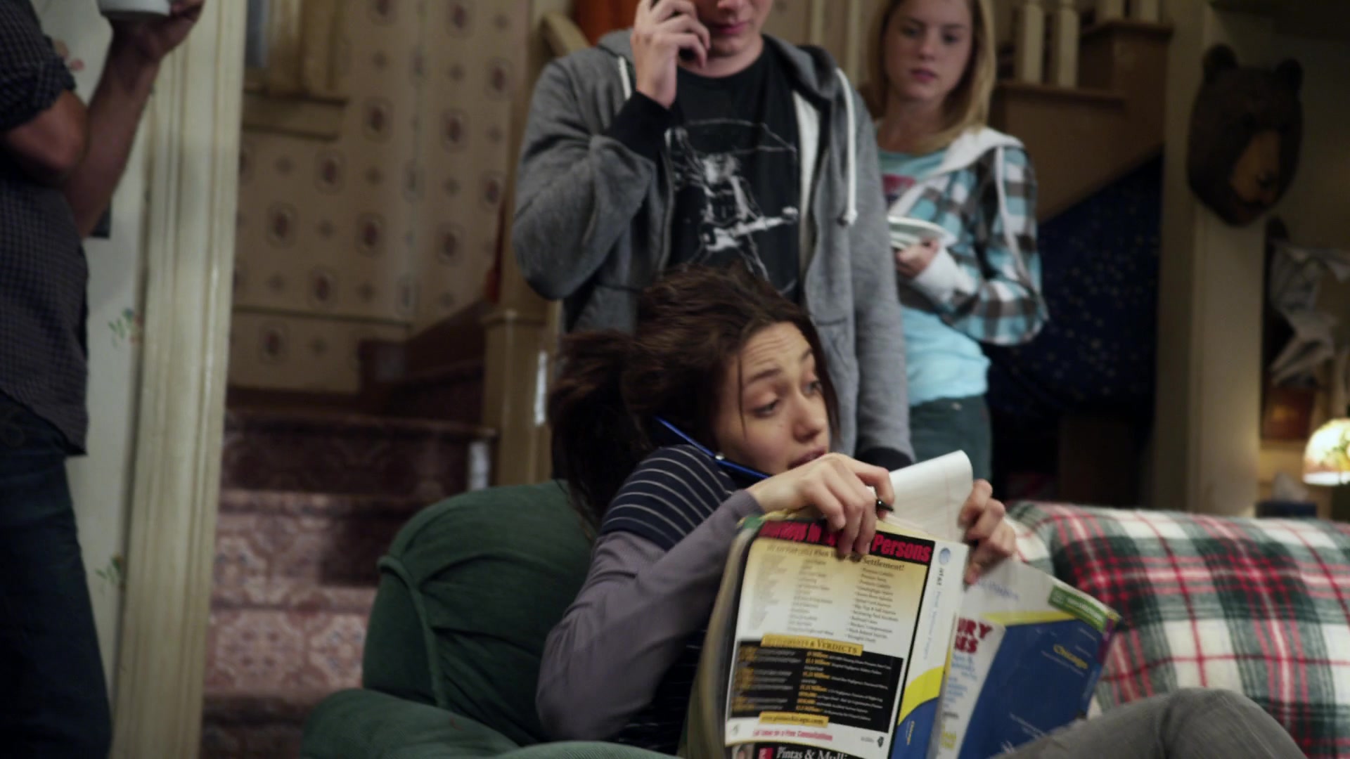 Shameless_US_S01E02_1080p_ERW_002008.jpg