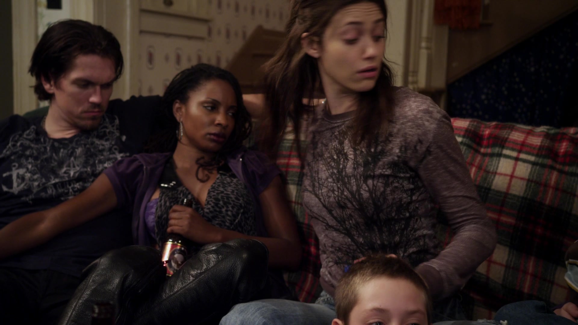 Shameless_US_S01E02_1080p_ERW_007144.jpg
