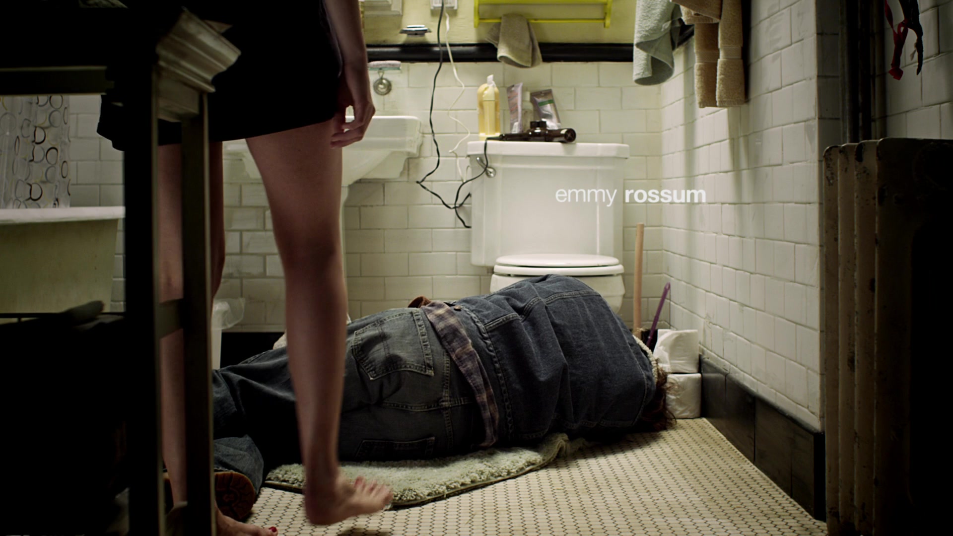 Shameless_US_S01E03_1080p_ERW_000104.jpg