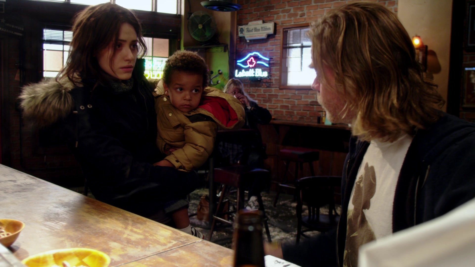 Shameless_US_S01E03_1080p_ERW_003125.jpg