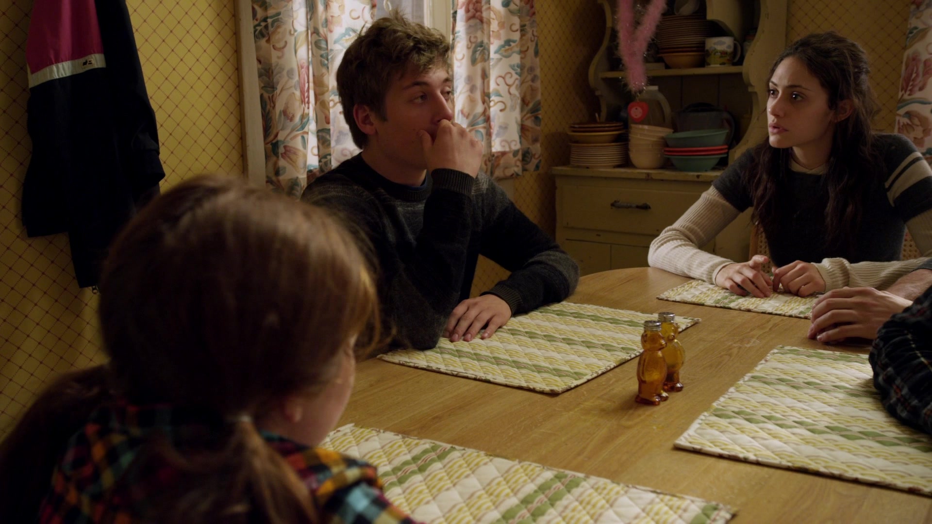 Shameless_US_S01E04_1080p_ERW_002503.jpg