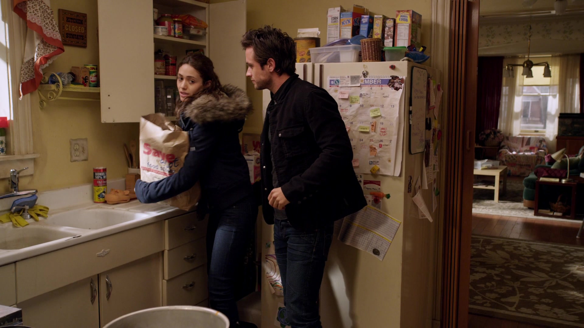 Shameless_US_S01E04_1080p_ERW_003661.jpg